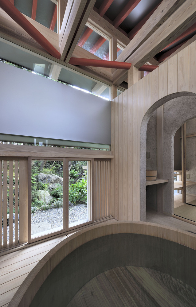 Thiết kế phòng tắm với bồn gỗ tròn kiểu Nhật ấn tượng từng chi tiết
