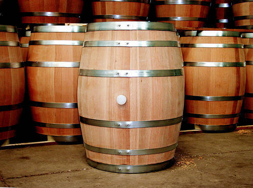 thùng rượu gỗ sồi Mỹ