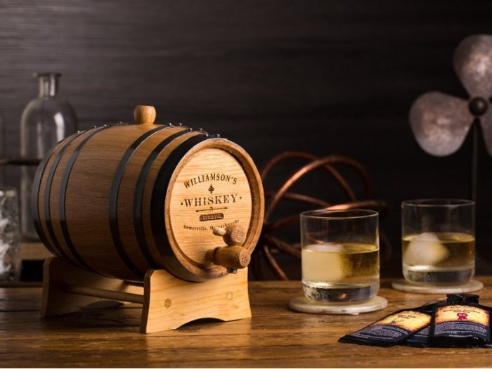 Những lợi ích của việc sử dụng thùng gỗ sồi để bảo quản rượu của bạn